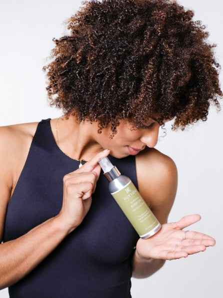 Revitalising Body Oil with Tomato Seed